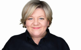 Sandra Thompson.jpg